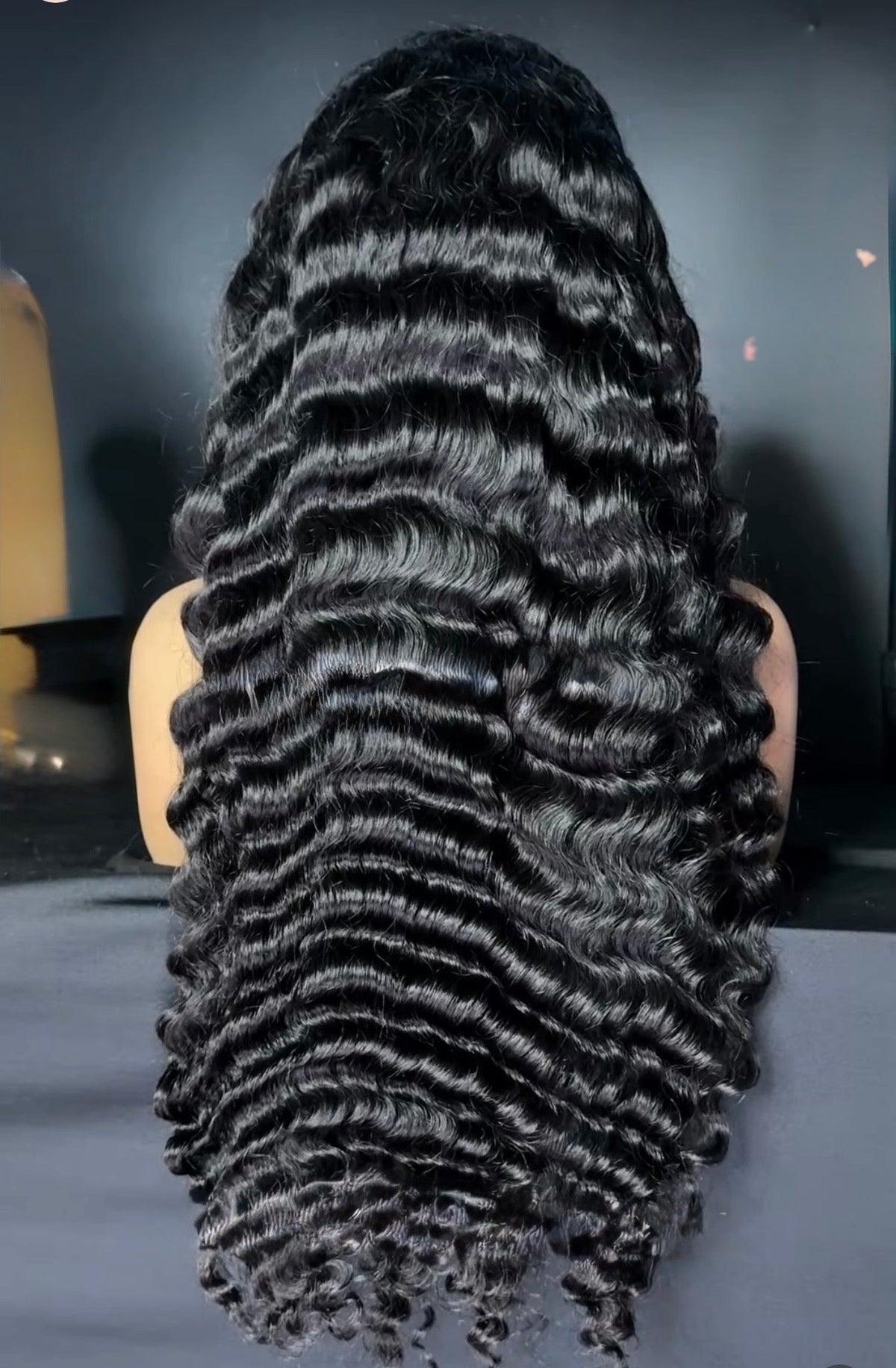 TRANSPARENT LACE FRONTAL WIGS